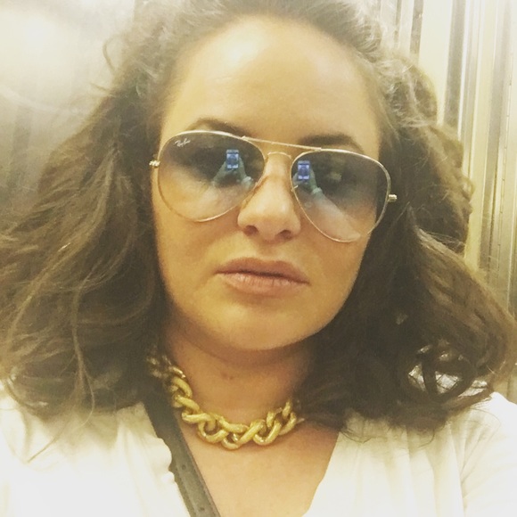 Meet your Posher, Alycia - Picture 3 of 3